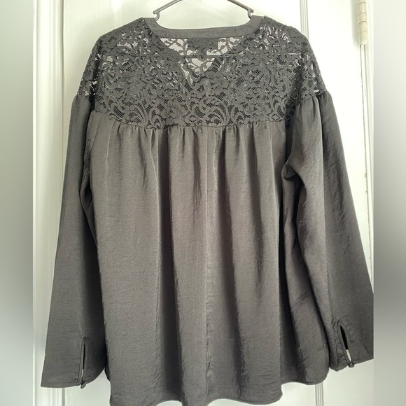 Lane Bryant Lace Pullover Long Sleeve with Front Tie Blouse Top, Size 14 - Picture 3 of 12